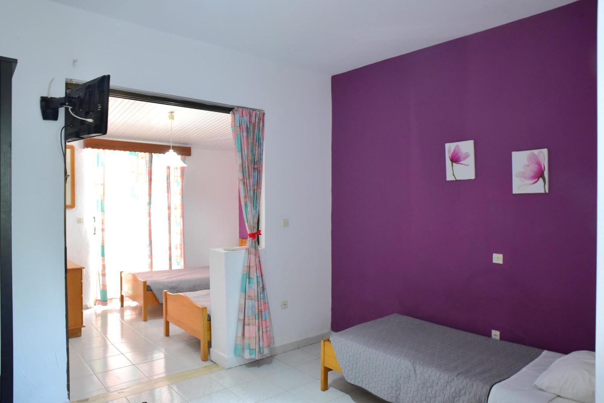 فاليراكي Roseberry Studios المظهر الخارجي الصورة