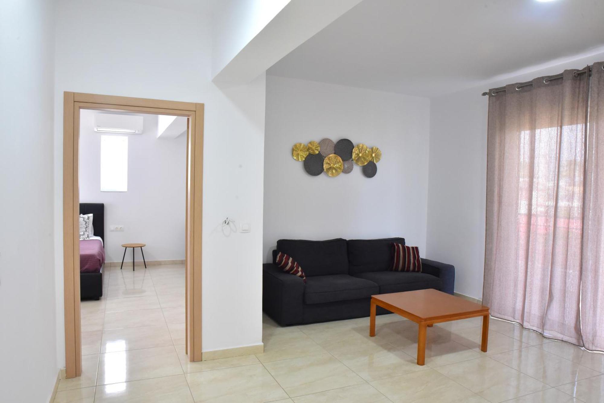 فاليراكي Roseberry Studios المظهر الخارجي الصورة